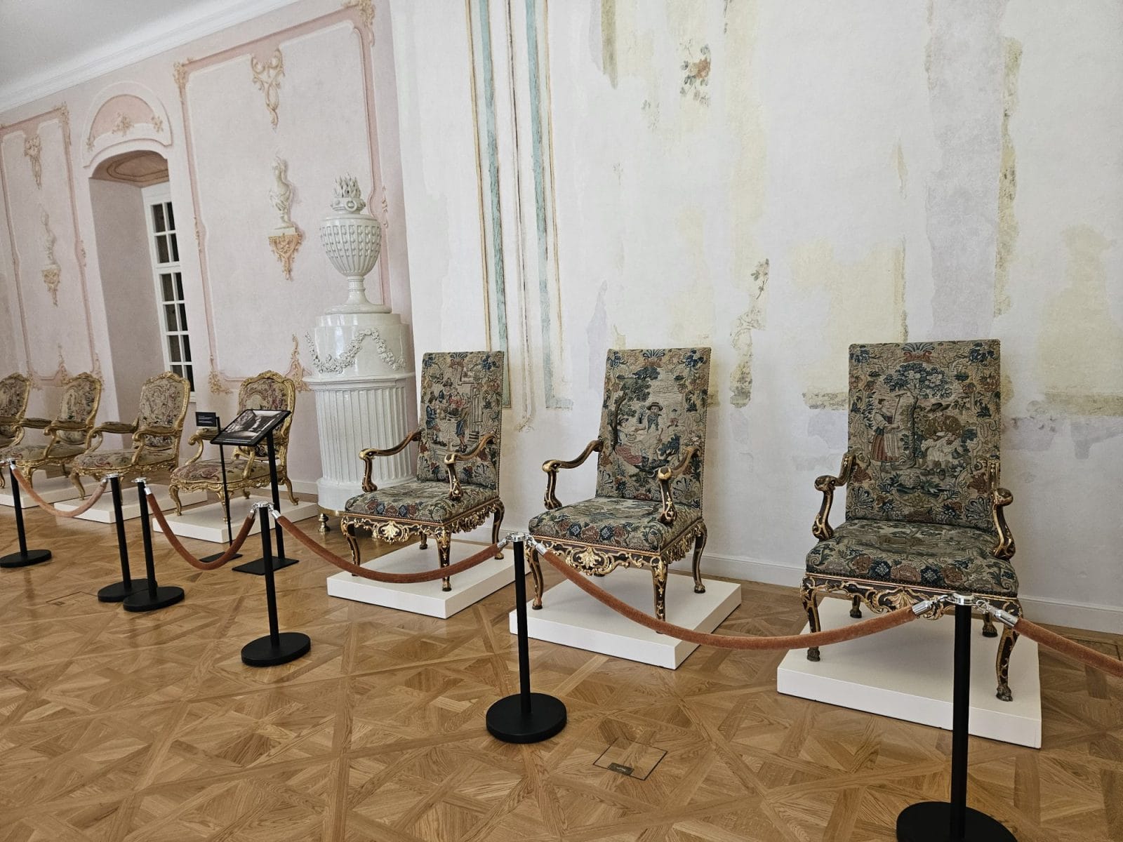 Rocco Chairs