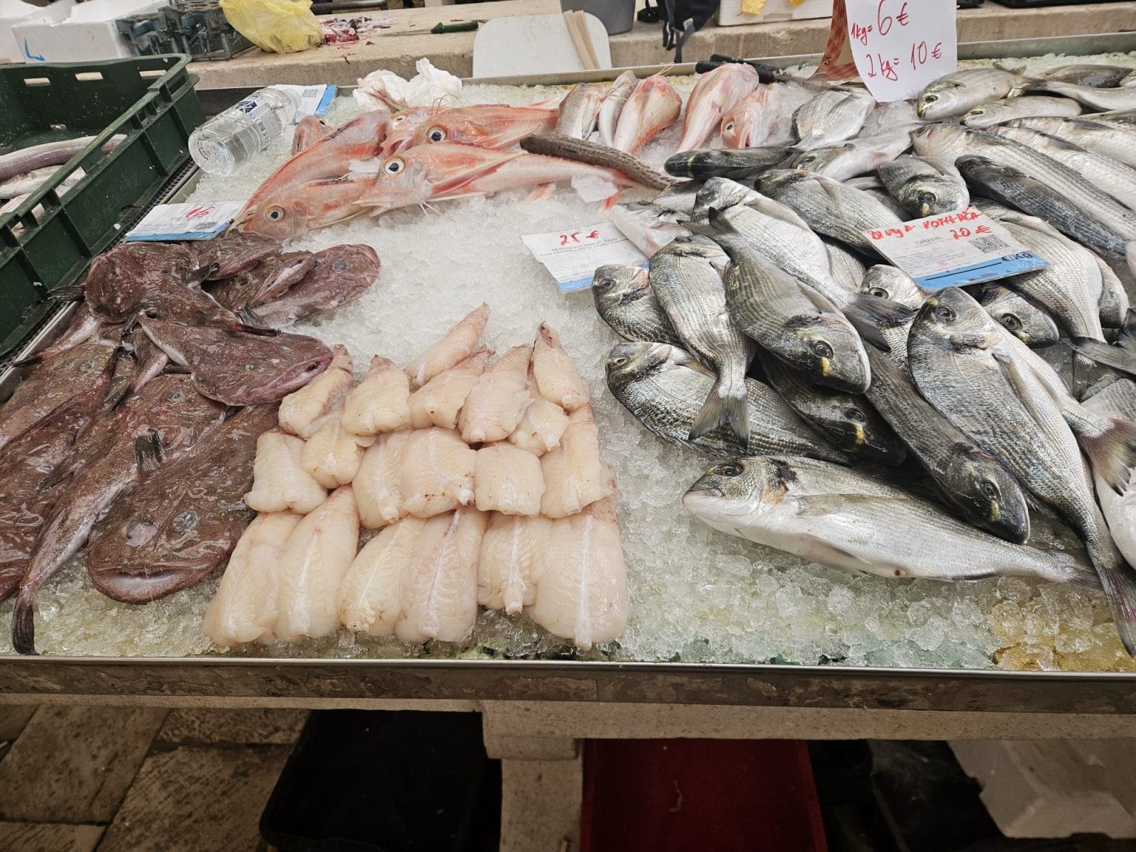 Fish Market Split