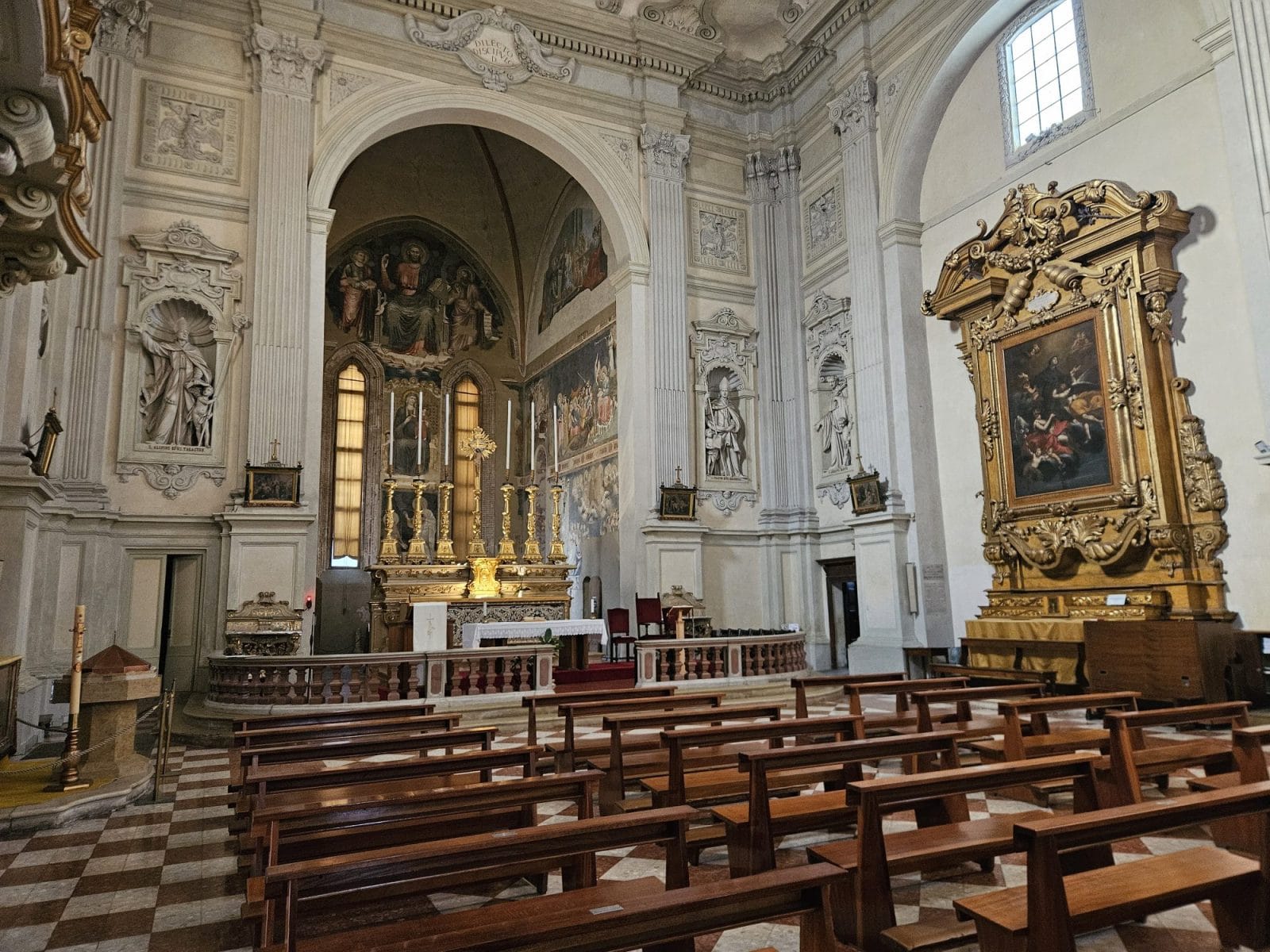 Chiesa di Sant'Agostino Altar
