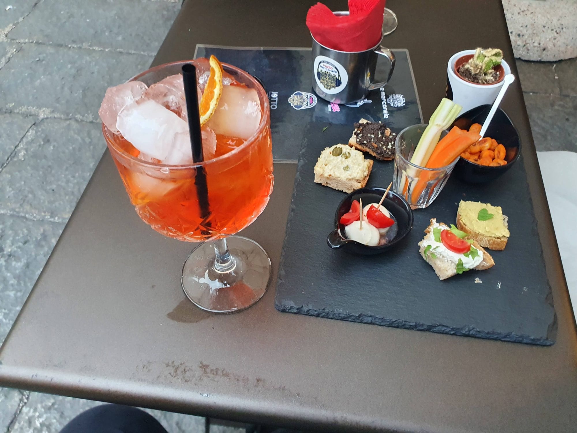 Le Mercanzie Lounge Bar